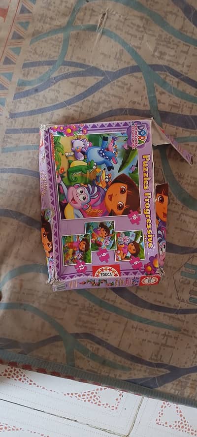 Progressive puzzle Dora the explorer