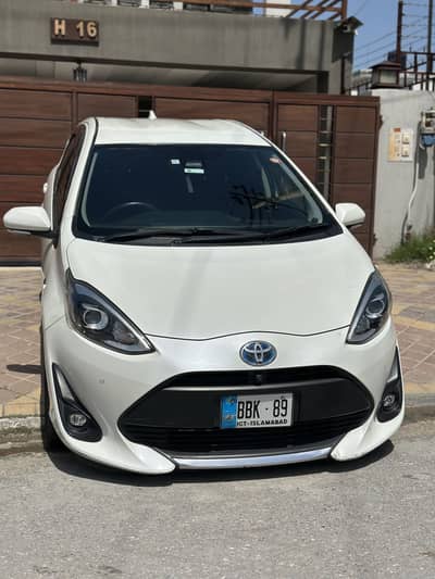 Toyota Aqua G (complete package)