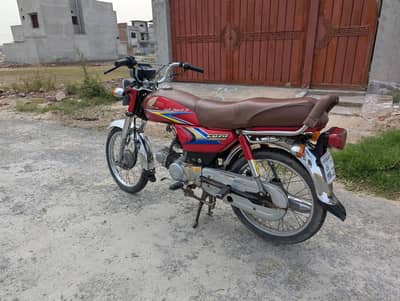 CD 70 best condition Hounda petrol saver