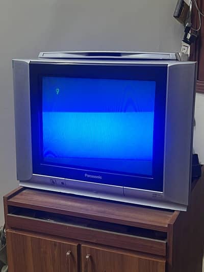 PANASONIC TV