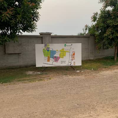 Prime Location Residential 1 Kanal Plot For Farmhouse In Lahore Greenz Block F