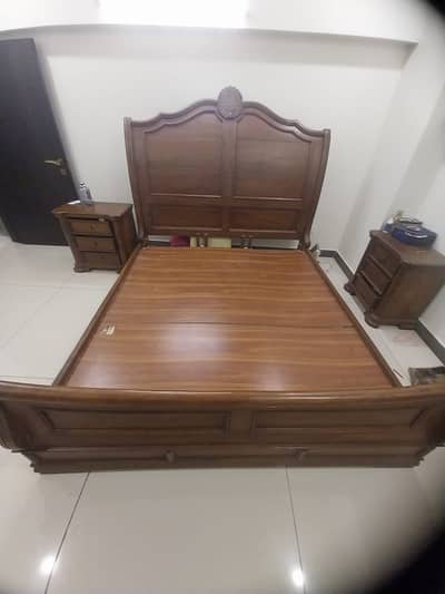 Bed Set - Furniture Set - Bedroom Set - Wooden Bed Set - Bed For Sale