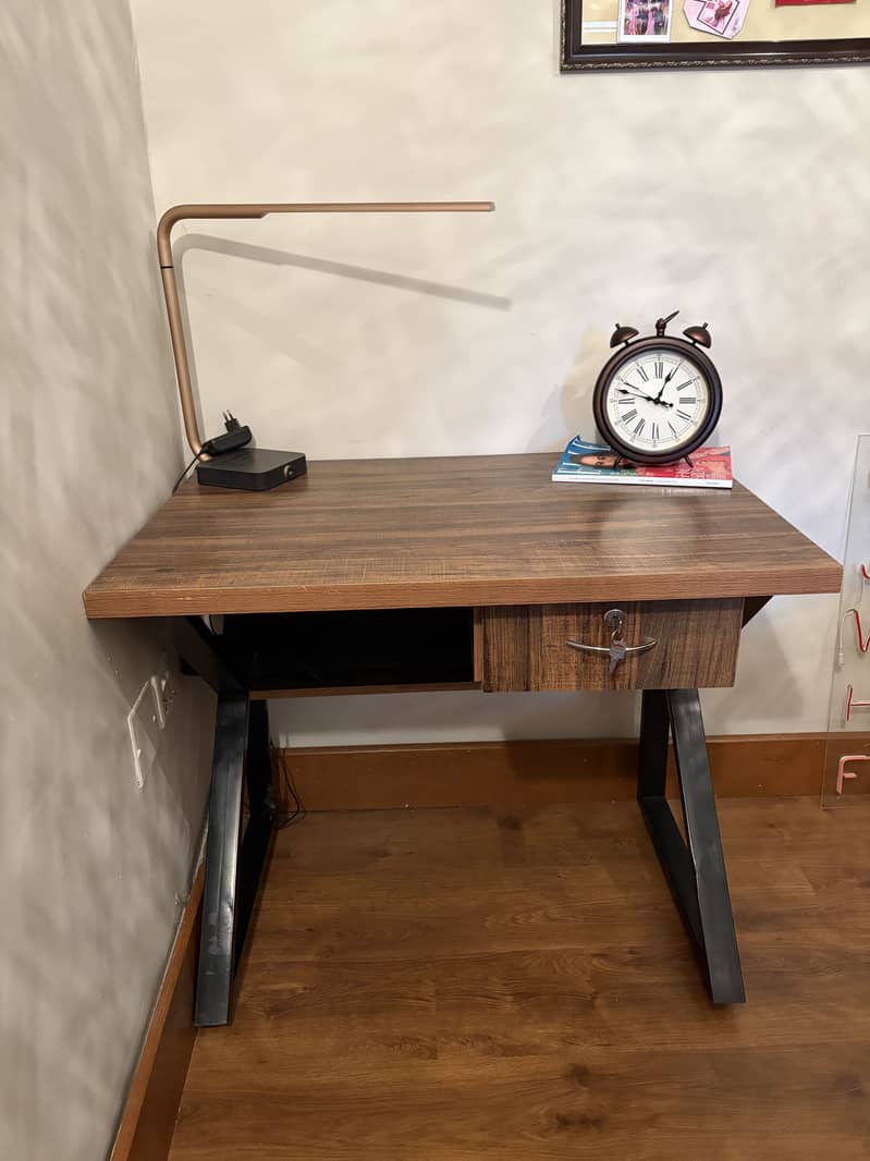 Study table with drawer 0