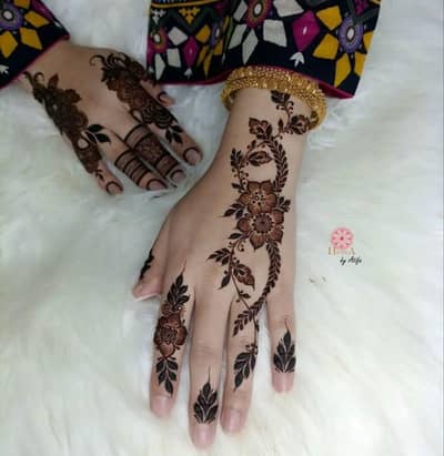 Professional Mehndi Artist Faisalabad – Home Service Available