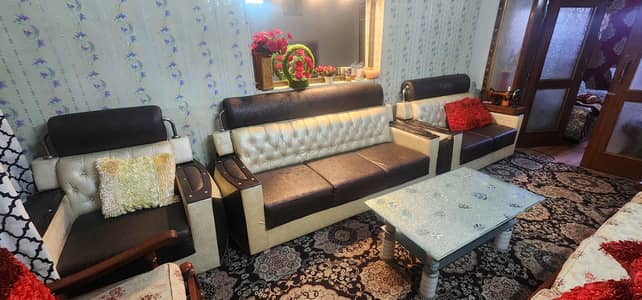 Six Seater Sofa Set Beautiful design very good price