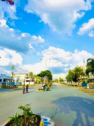 10 MARLA SHORT CORNER PLOT FOR SALE T&TECHS F-17 ISLAMABAD ALL FACILITY AVAILABLE CDA PPROVED SECTOR