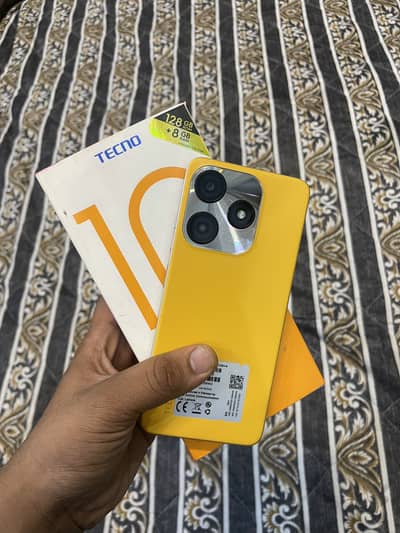 Techno spark is 10c 4+4 8 gb ram 128 gb memory with box