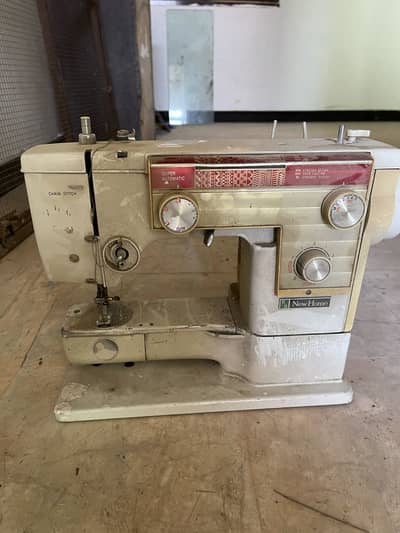 Sewing & embroidery machine