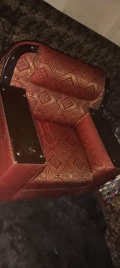 sofa for sale in used condition 10/9 contact number 03225587477