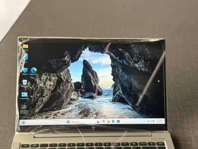 HP Elitebook 840 G7  i7/10th/16/256GB  14 Inch  10/10