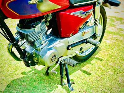 Honda 125 95 model
