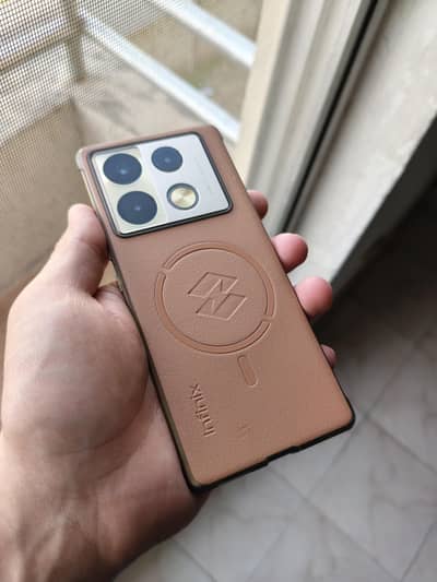 Infinix Note 40 Pro 256/12 PTA Approved Wireless Charging