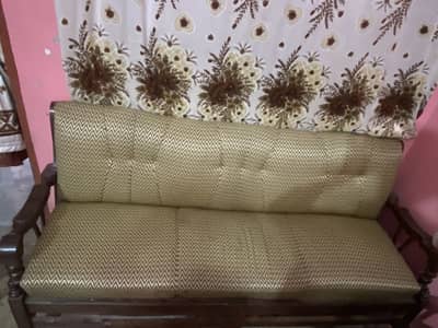 5 seater sofa set with table