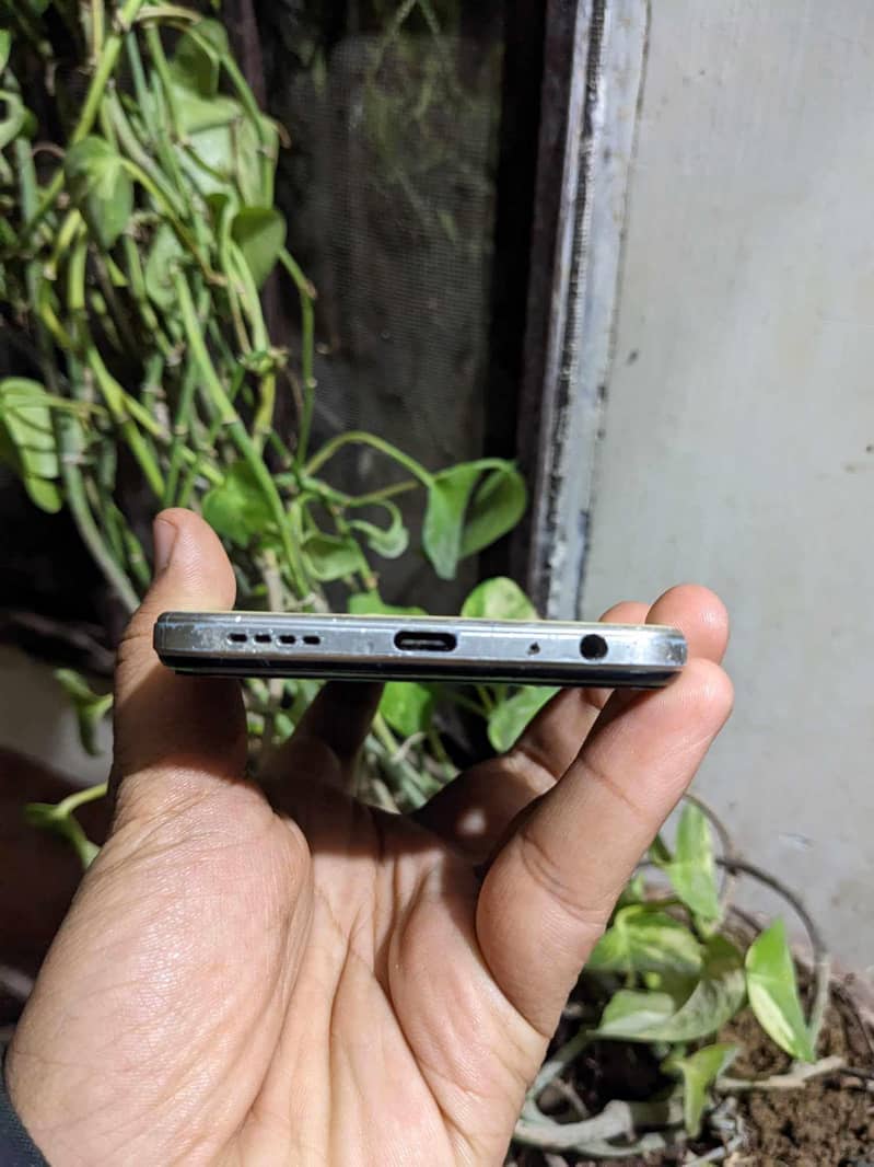 Pixel 7a 3