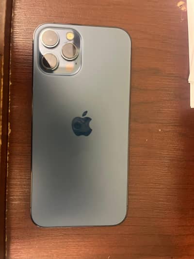 Iphone 12 pro max jv waterpack all Ok battery 83 percent