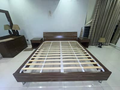 Bed Interwood