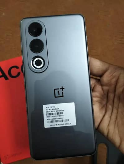 Oneplus Ace 3v  12/256