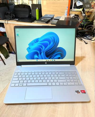 Hp laptop 15 Premium Machien. . . . . . . .