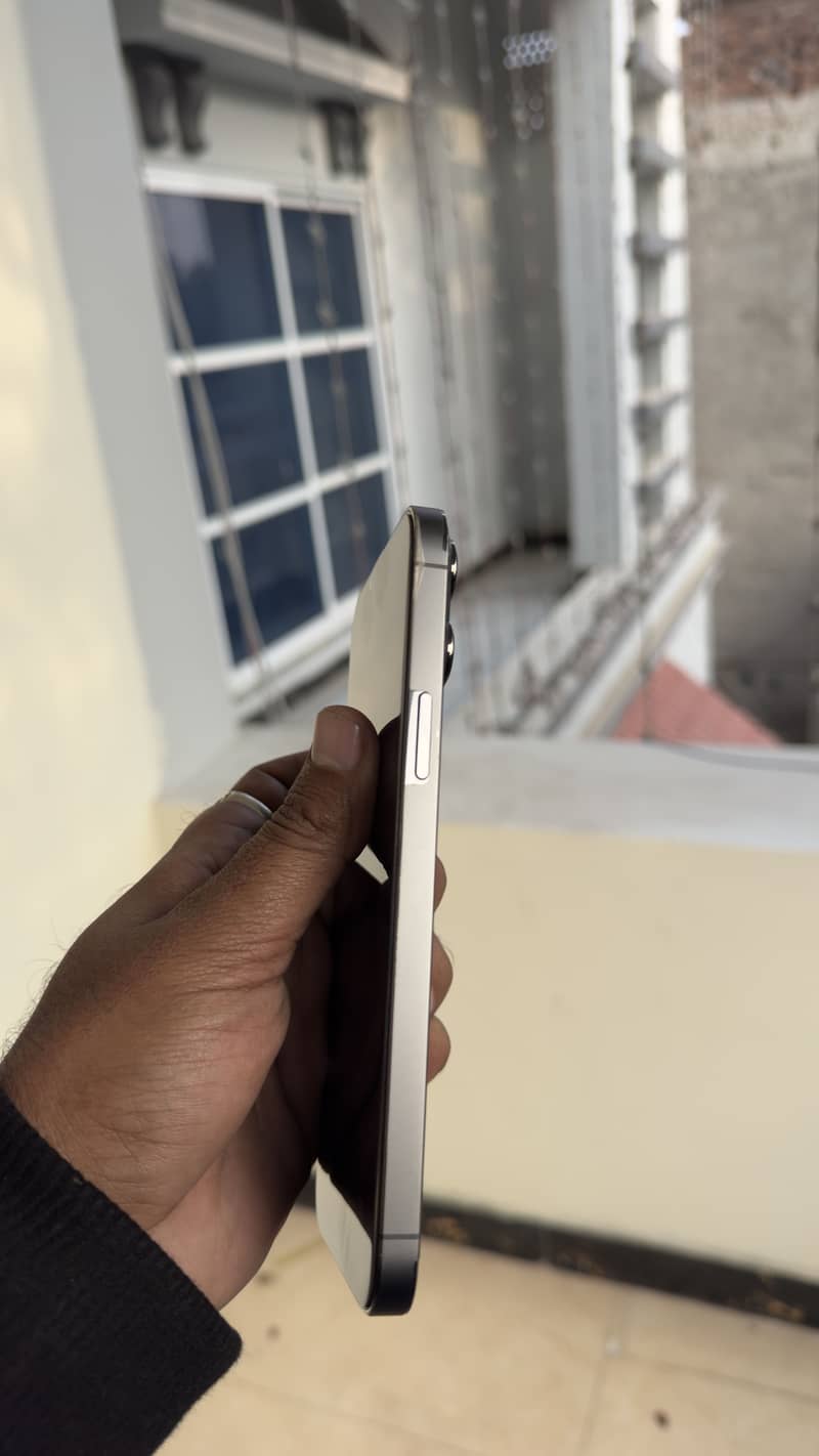 Iphone 13 pro max 6