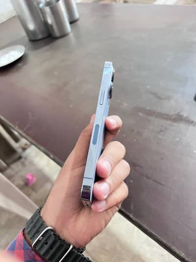 i phone 13 pro Factory unlocked 256GB