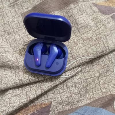 almost new zero life style ear buds