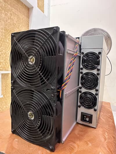 Bitcoin mining machine