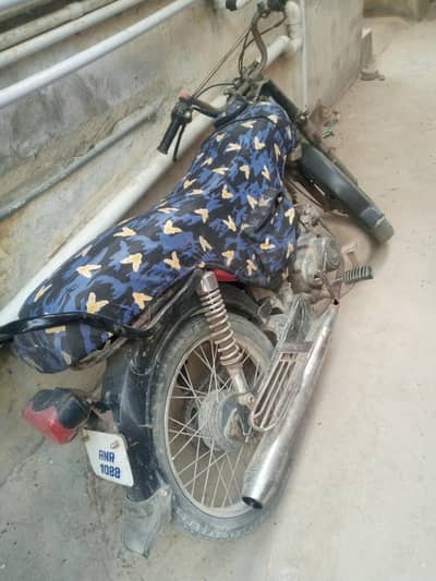 Star 70 Clean bike in Nice Condition 