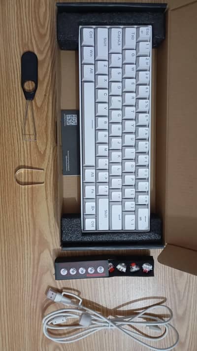 Redragon K530W RGB Draconic (White)