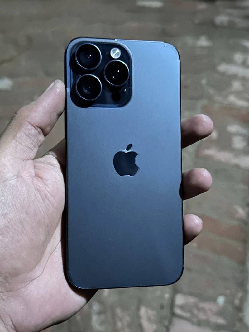 Iphone 15 pro max 0