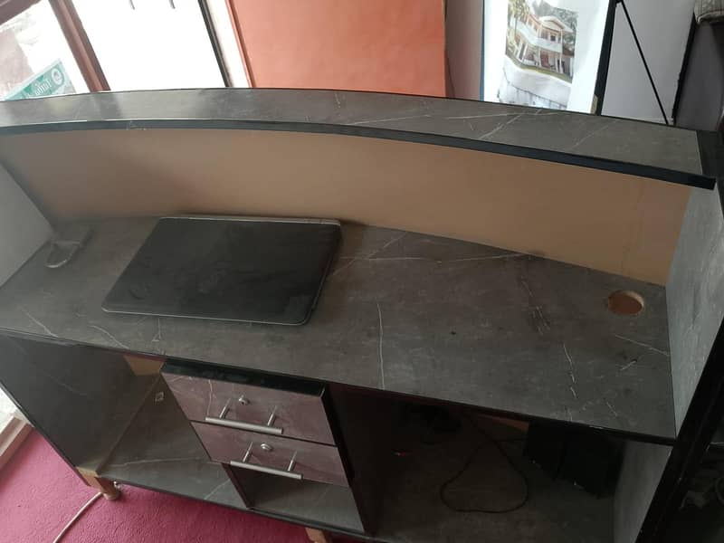 Reception Counters (x2) 3