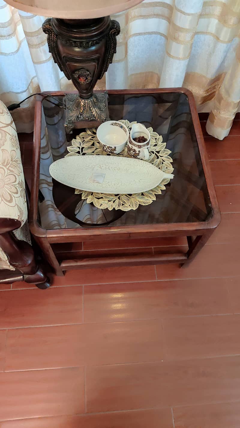 Sofa Set with Table 1