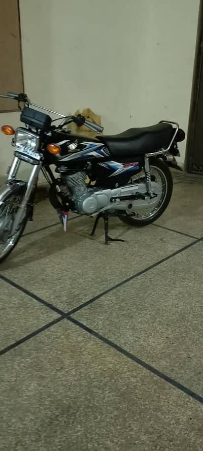 Honda 125 for Sale 0-3-3-1-4-1-3-3-5-3-9