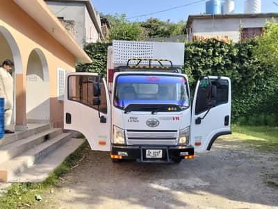 FAW truck  available for rent ( ice cream, yougert, )