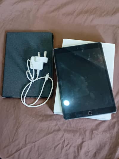I pad 7th generation 128gb - Urgent sale