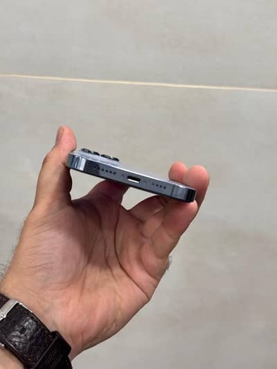 Iphone 13 pro max factory unlocked