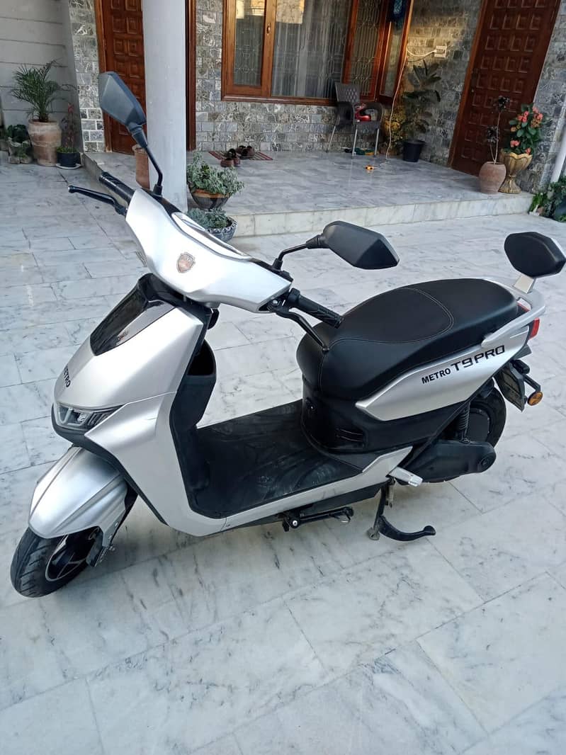 Metro T9 Pro - Mint Condition - 100km+ Range - Ultimate Fuel Saver 1