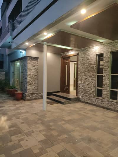 10 Marla Double Unit Full House Available For Rent