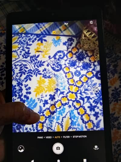 Kisi ko dyni thi lykin nhi li unhon NY is liay sale kr rhy hn