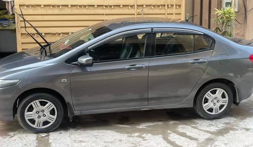 Honda city 2009 model for Sale in excellent condition.