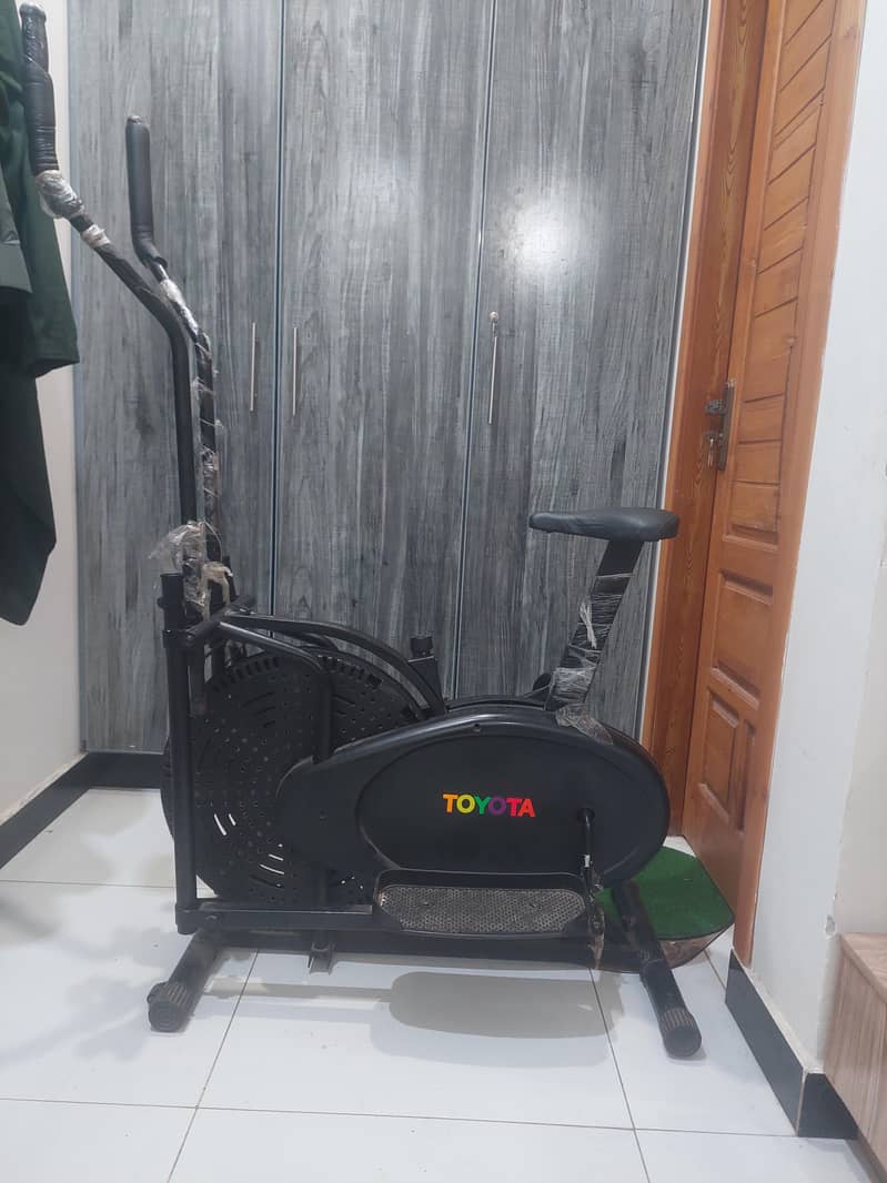 Elliptical Excercise Cycle 0