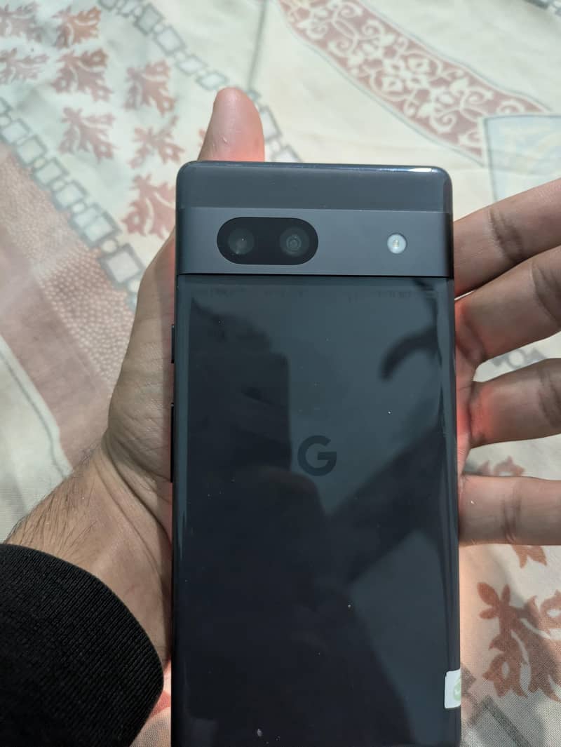 Google Pixel 7A 4
