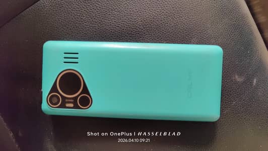 calme Big screen Big battery