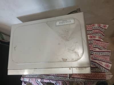 Dawlance Microwave Oven – Good Condition