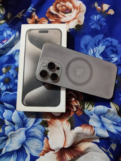 iPhone 15 pro max 256 GB