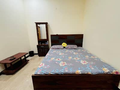 King size Bedroom set (Bed + Wardrobe + Dressing table)