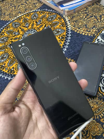 Sony Xperia 5