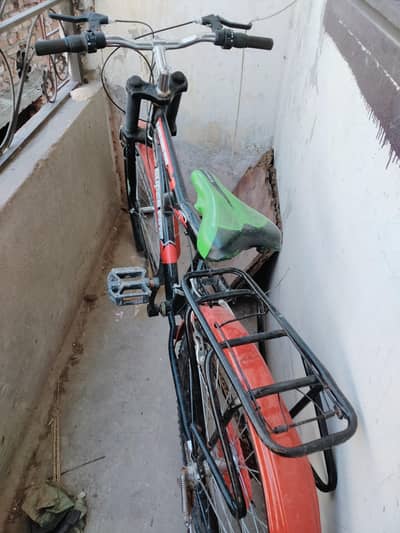 cycle for sale bilkul new ha bhai bht Kam use hui ha
