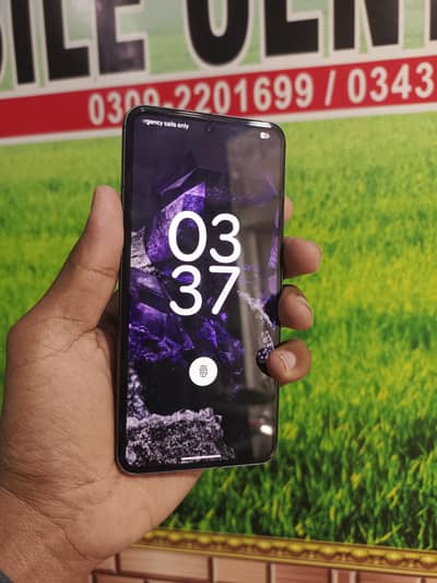 Google pixel 8 8/128 10/10 condition back damge PTA