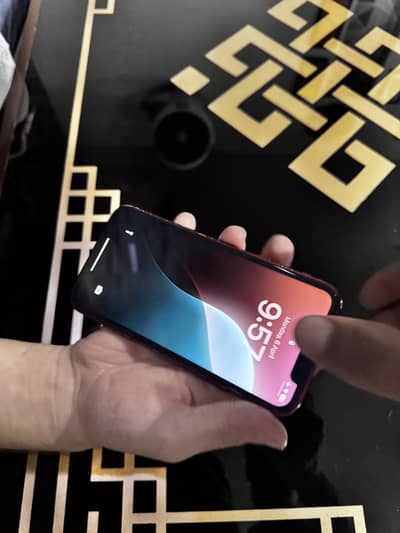 Iphone xr factory unlock 64gb 100 health