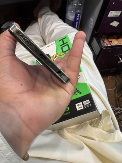 hot 40 pro 8gb 256gb